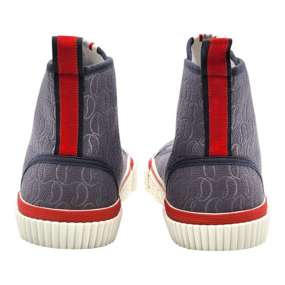 Athletic_Shoes